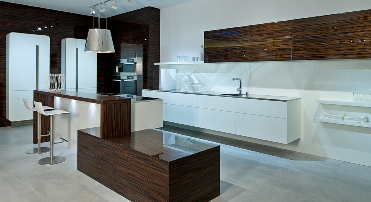 46_AV5095_GL_Schwarz Designglas_2.jpg